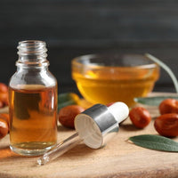 Jojoba olie voor huid, haar en gezicht - de voordelen