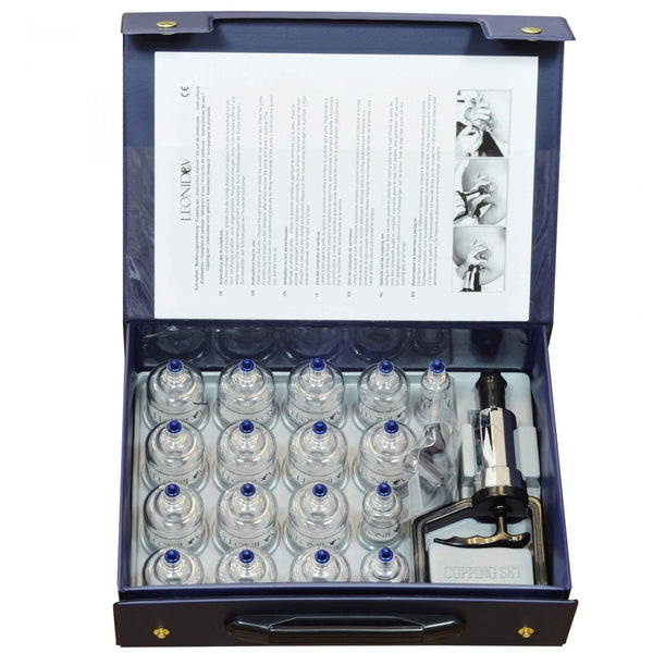 Cuppingset met 17 cuppingbekers met pomp